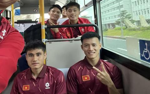 U23 Việt Nam ra sân tập vào giữa trưa ở Nhật Bản