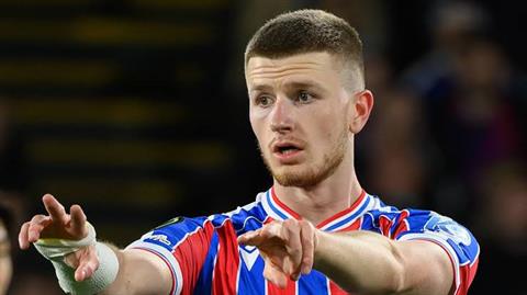 Chelsea đưa Adam Wharton trở thành mục tiêu số 1