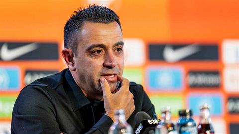 Xavi loại Memphis Depay khỏi danh sách tuyển Hà Lan