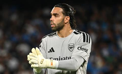 David Raya để thủng lưới từ ngoài vòng cấm nhiều thứ 2 ở EPL