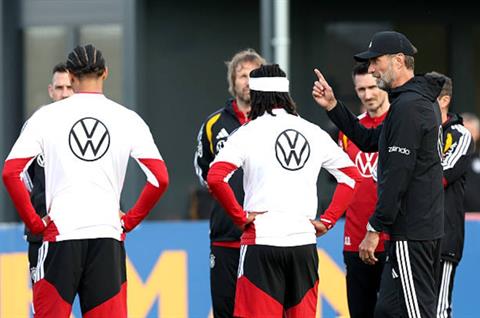 Các tuyển thủ Đức ấn tượng với Jurgen Klopp trước màn ra mắt