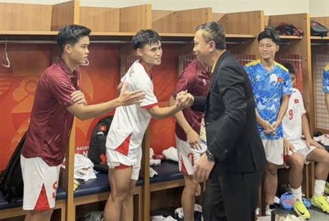 Chủ tịch VFF tiếp lửa hai đội tuyển Việt Nam trước tứ kết ASIAD