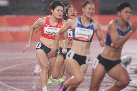 Đội tiếp sức 4x100m nữ Việt Nam về hạng 6 tại ASIAD 20