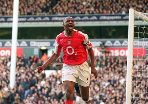 Patrick Vieira tiết lộ từng đàm phán gia nhập MU với Sir Alex