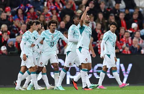 Jorge Jesus: "Bồ Đào Nha vừa chơi trận hay nhất sau World Cup"