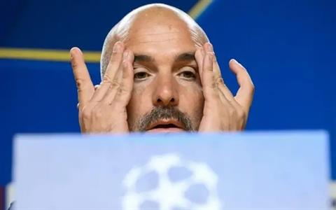 Enzo Maresca và các cầu thủ Man City đối mặt với một thực tại mới