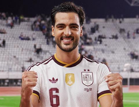 Mikel Merino gửi thông điệp cho Luis de la Fuente