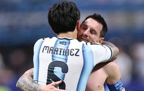 Lisandro Martinez gửi lời tạm biệt đầy xúc động tới Lionel Messi