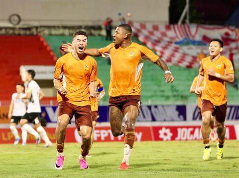 HLV HAGL gửi lời cảm ơn học trò sau 3 điểm đầu tay tại V.League