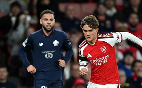 Tuyển thủ Indonesia đi vào lịch sử Champions League