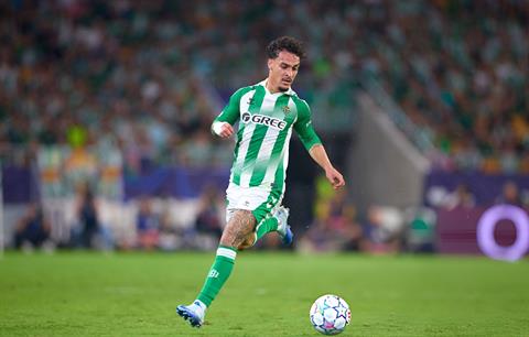 Nhà Antony bị trộm đột nhập giữa trận đấu Champions League