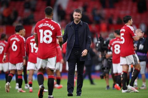 Man Utd không có cửa cạnh tranh vô địch Premier league, nhưng thực chất họ cũng không đến mức tệ hại