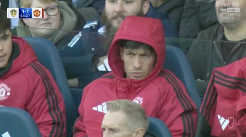 Lý do Martinez bị thay ra sớm ở trận MU đấu Leeds