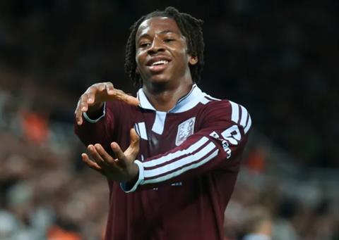 Johan Manzambi có thể ra sân trước Man City?