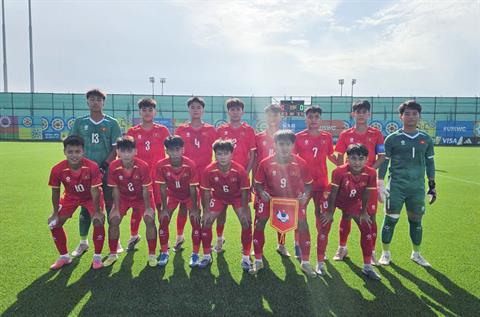 U15 Việt Nam thua sát nút Iran sau màn rượt đuổi 7 bàn