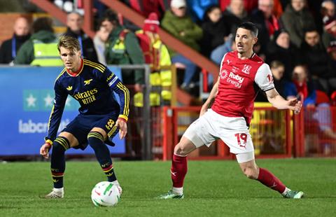 Martin Odegaard nói gì sau trận thua 'bẽ mặt' của Arsenal?