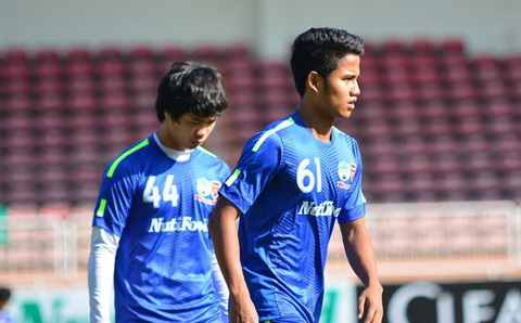 Ba gà cưng bầu Đức đứng trước quyết định giải nghệ vì không tìm được việc 1