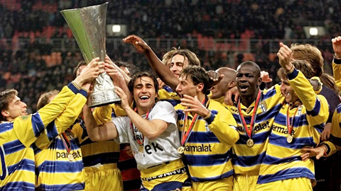 Parma phai ban cup de tra no.