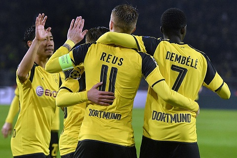Dortmund huy diet Legia 8-4 Su tro lai cua bong da! hinh anh goc 2