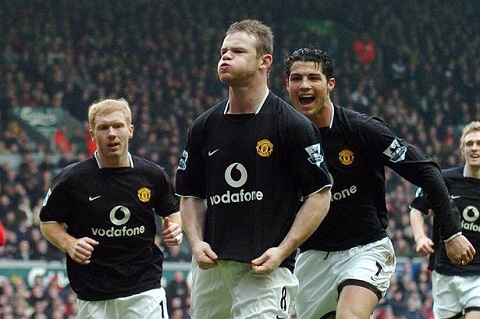 Rooney ghi ban vao luoi Liverpool vao nam 2005