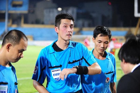 Trong tai ngoai tung duoc su dung o V-League 2015