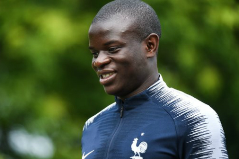 N’golo Kante: Don tim fan bang thuat phan than va nu cuoi toa nang