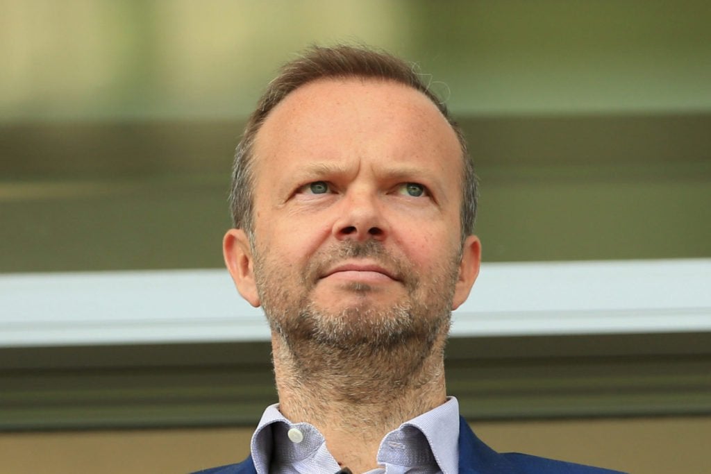 Giai ma Ed Woodward: Pho chu tich dieu hanh day quyen luc o Manchester United