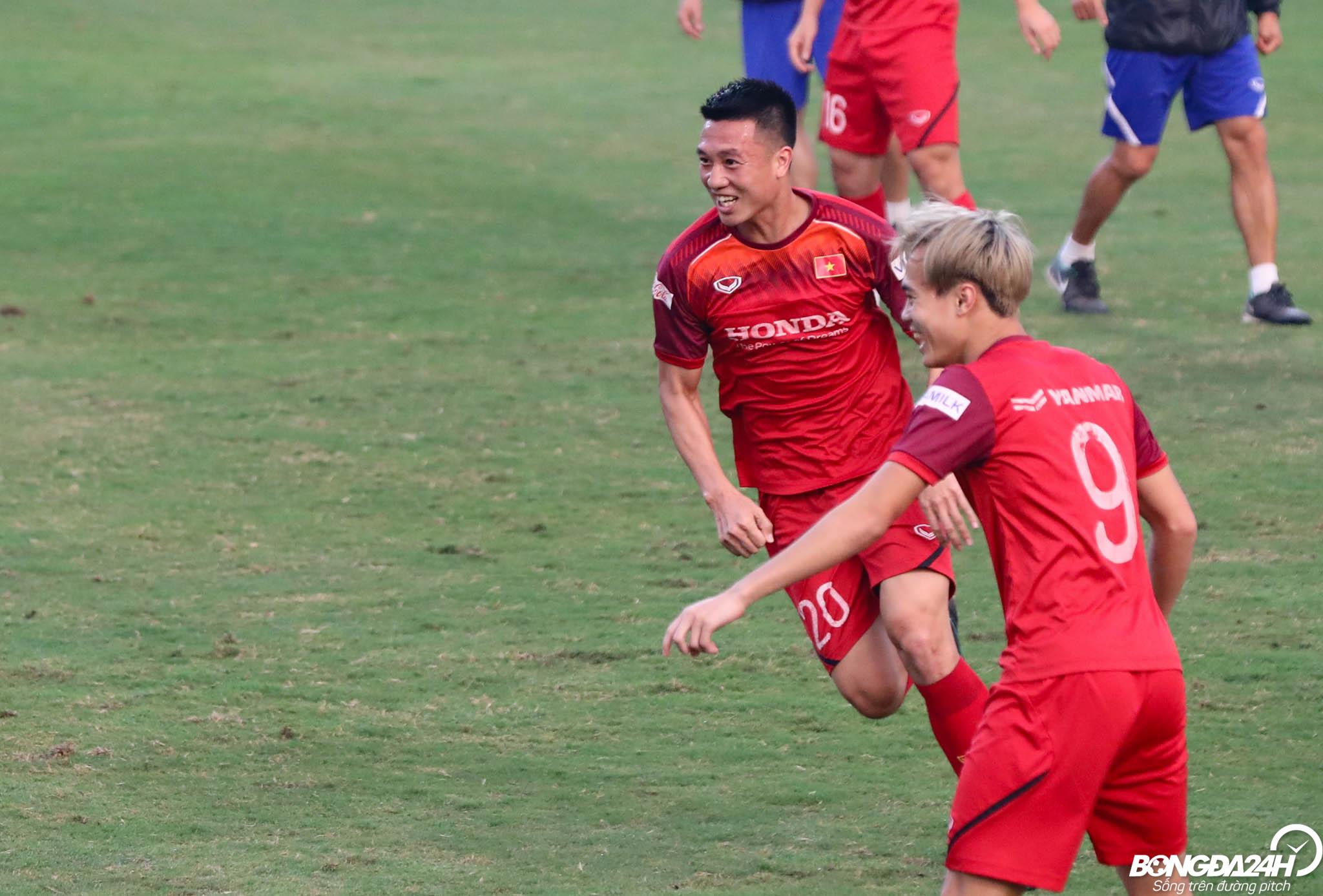 Huy Hùng ĐT Việt Nam