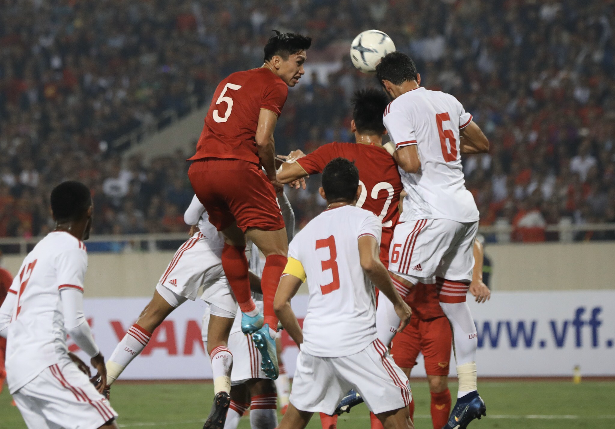 Việt Nam 1-0 UAE Tiếp nối giấc mơ ngọt ngào hình ảnh