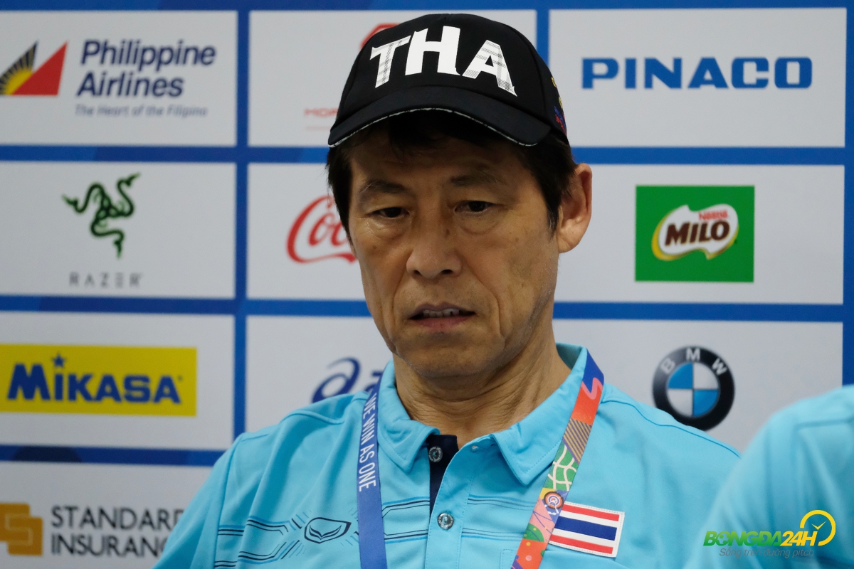 Akira Nishino chia se sau tran thua Indonesia
