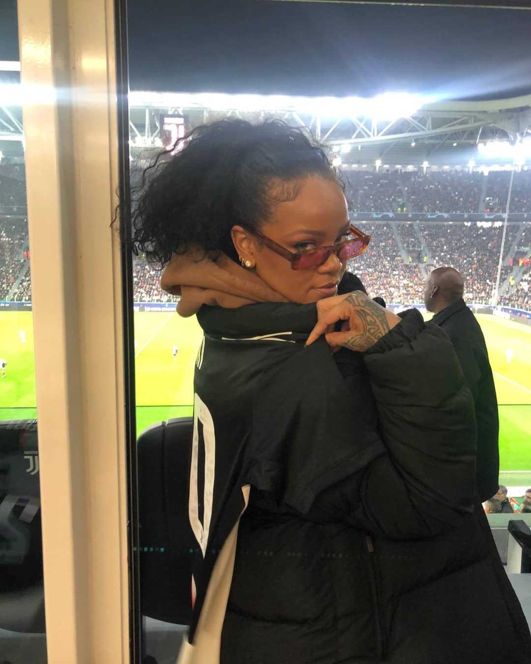 Rihanna xuất hiện trong trận đấu Juventus hình ảnh gốc 2