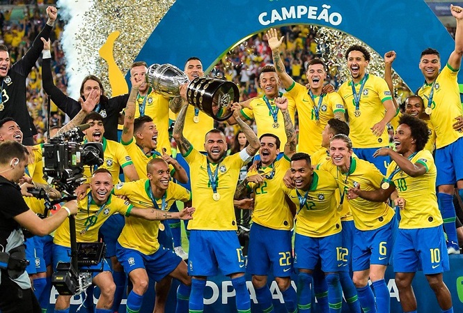 DT Brazil vo dich Copa 2019 tren san nha