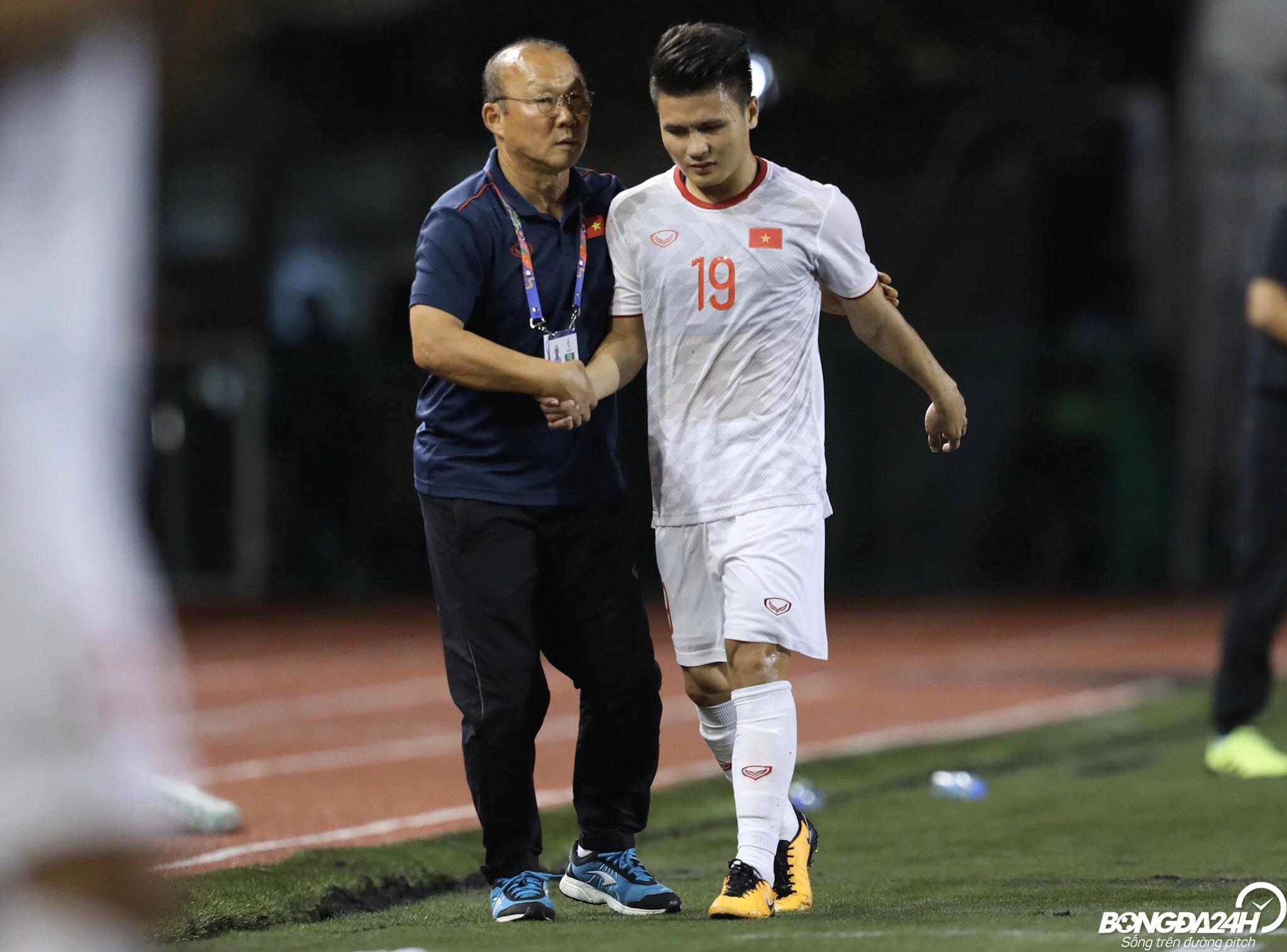 Bác sĩ Đoàn thể thao Việt Nam lo ngại Quang Hải gặp chấn thương n hình ảnh Bác sĩ Đoàn thể thao Việt Nam lo ngại Quang Hải gặp chấn thương n hình ảnh