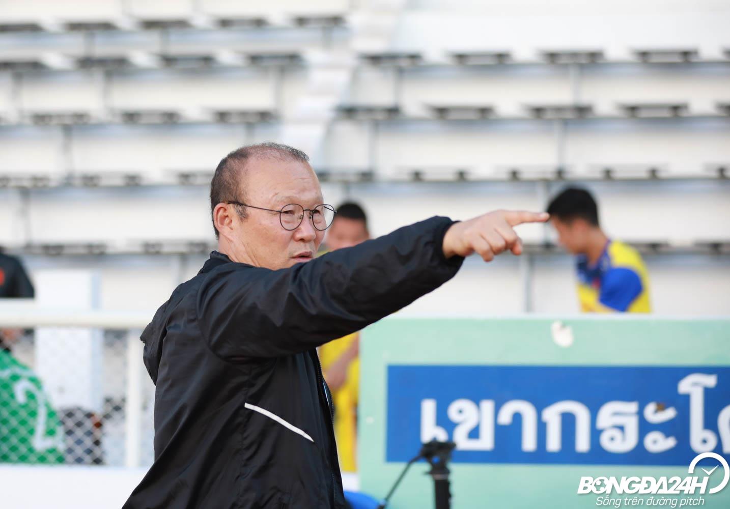 Báo Hàn mượn thầy Park để chỉ trích HLV trưởng tuyển Hàn Quốc 1