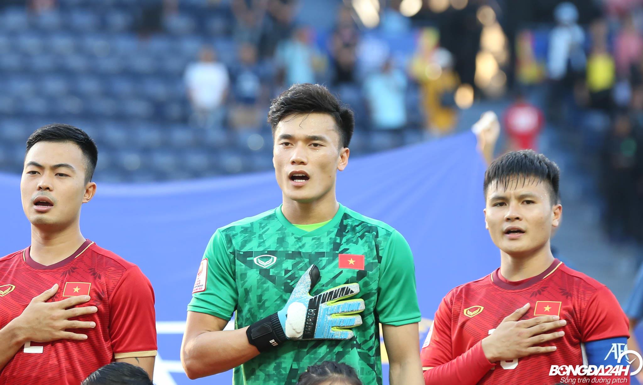 Tiểu sử và sự nghiệp thủ môn Bùi Tiến Dũng 3