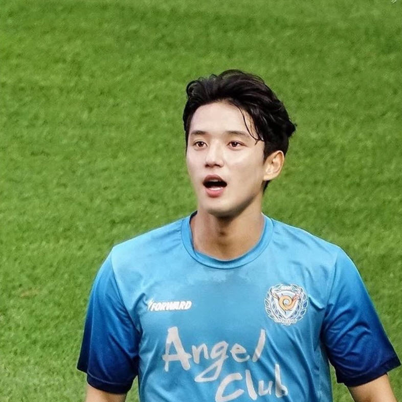 Cầu thủ đẹp nhất U23 Hàn Quốc cùng khoảnh khắc cực phẩm