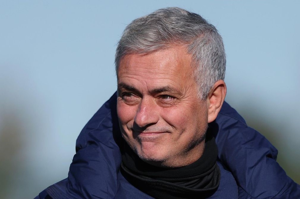 1 năm Jose Mourinho ở Tottenham Khi cuộc tình vào lúc đơm hoa hình ảnh