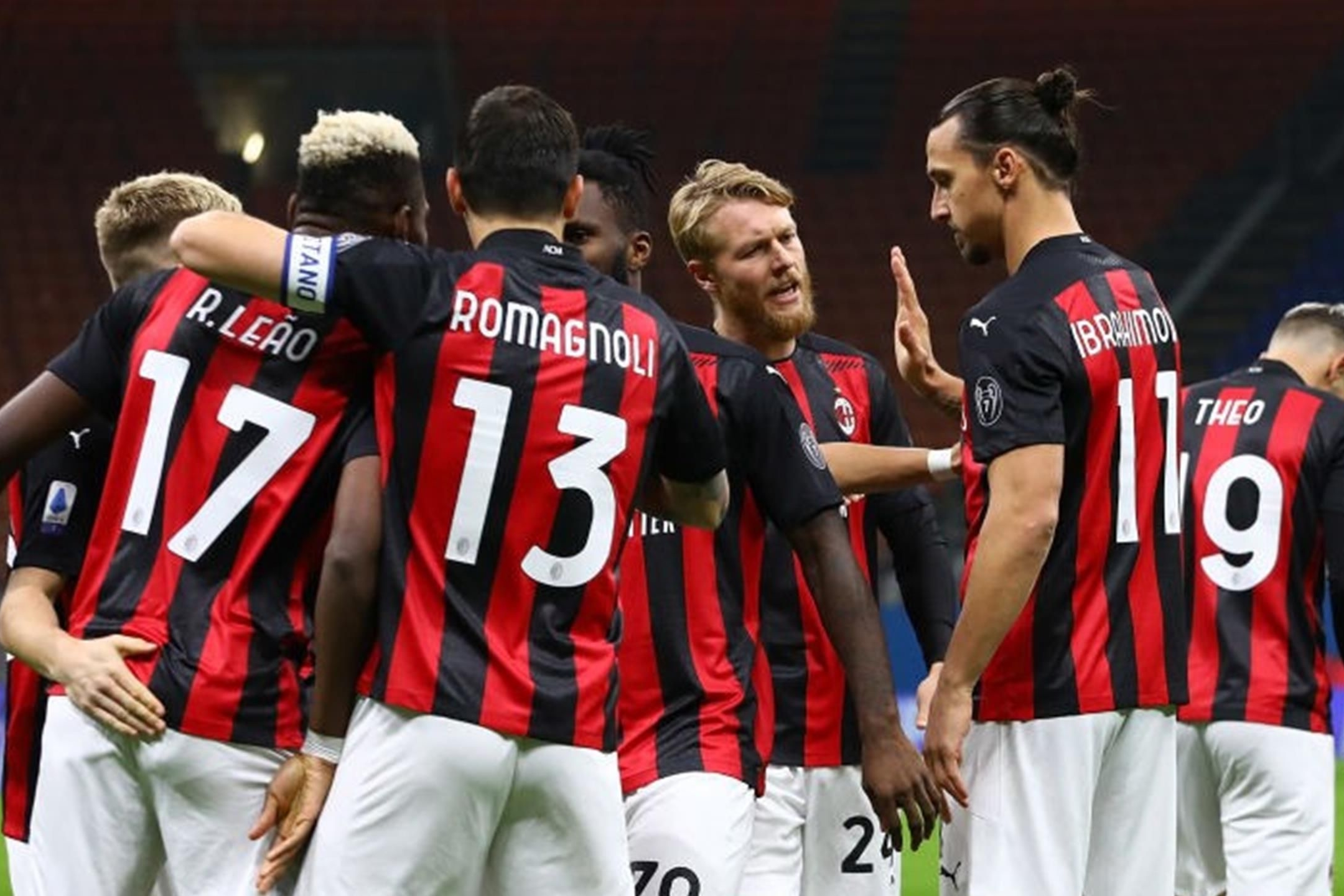 Mổ xẻ phong độ ấn tượng của AC Milan hình ảnh