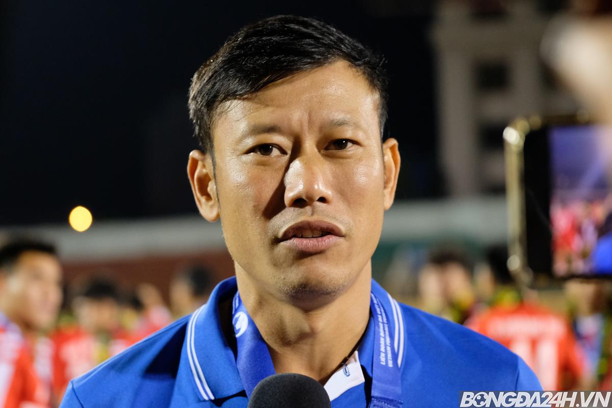 HLV Thạch Bảo Khanh dẫn dắt đội Công an Nhân dân hình ảnh HLV Thạch Bảo Khanh dẫn dắt đội Công an Nhân dân hình ảnh