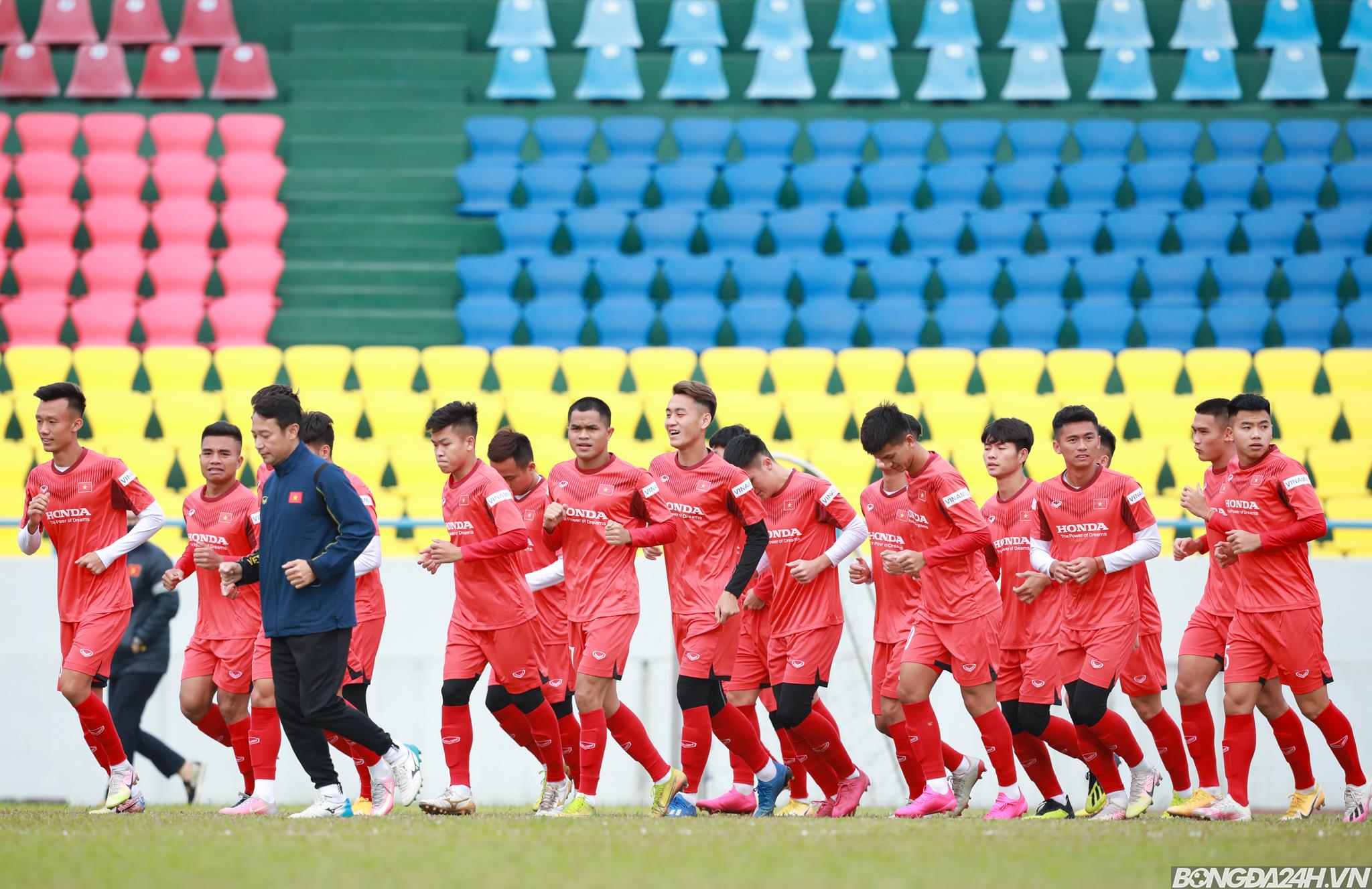 ẢNH U22 Việt Nam rèn kỹ tình huống cố định trước trận đấu với ĐT Việt Nam hình ảnh gốc 2