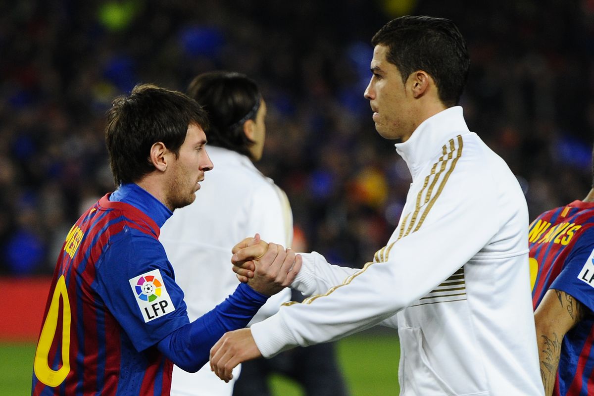 Lionel Messi và Cristiano Ronaldo Những huyền thoại đương đại hình ảnh