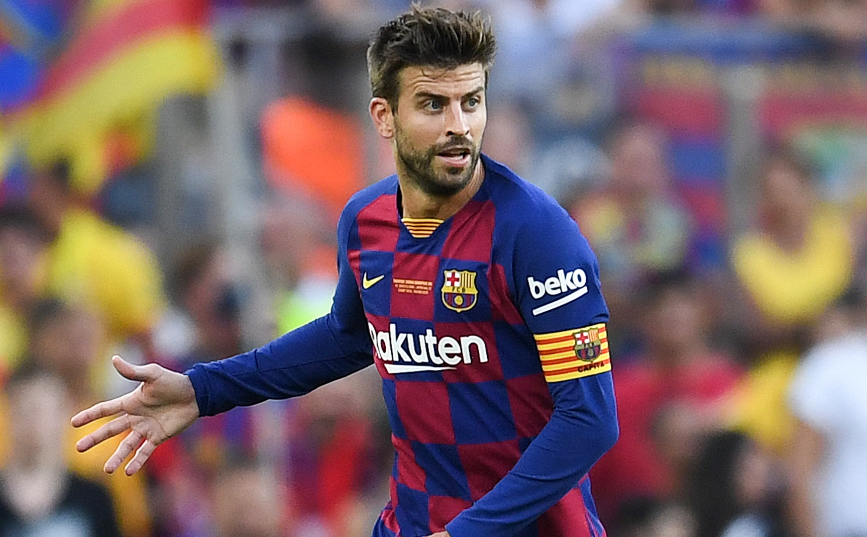 Trung vệ Gerard Pique chia sẻ trước trận gặp Napoli hình ảnh