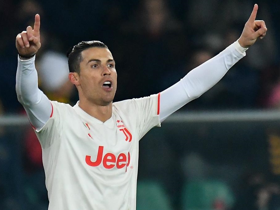 Ronaldo ghi ban 10 tran lien tiep o Serie A