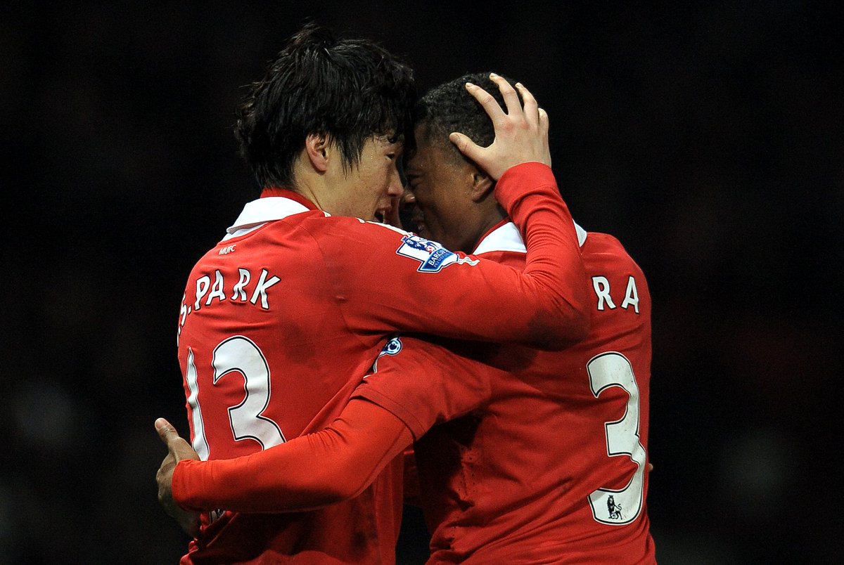 Patrice Evra Park Ji Sung