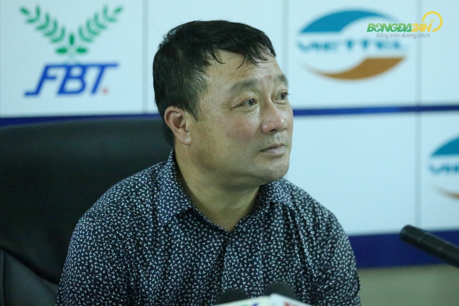 HLV Trương Việt Hoàng chỉ ra nghịch lý của CLB Viettel hình ảnh
