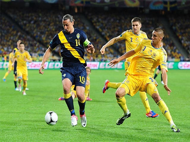 Ukraina 2-1 Thụy Điển Euro 2012  Đẳng cấp của Sheva hình ảnh