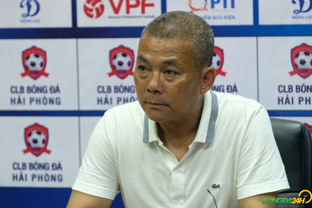 Huấn luyện viên Phạm Anh Tuấn - HLV trưởng CLB bóng đá Hải Phòng hình ảnh