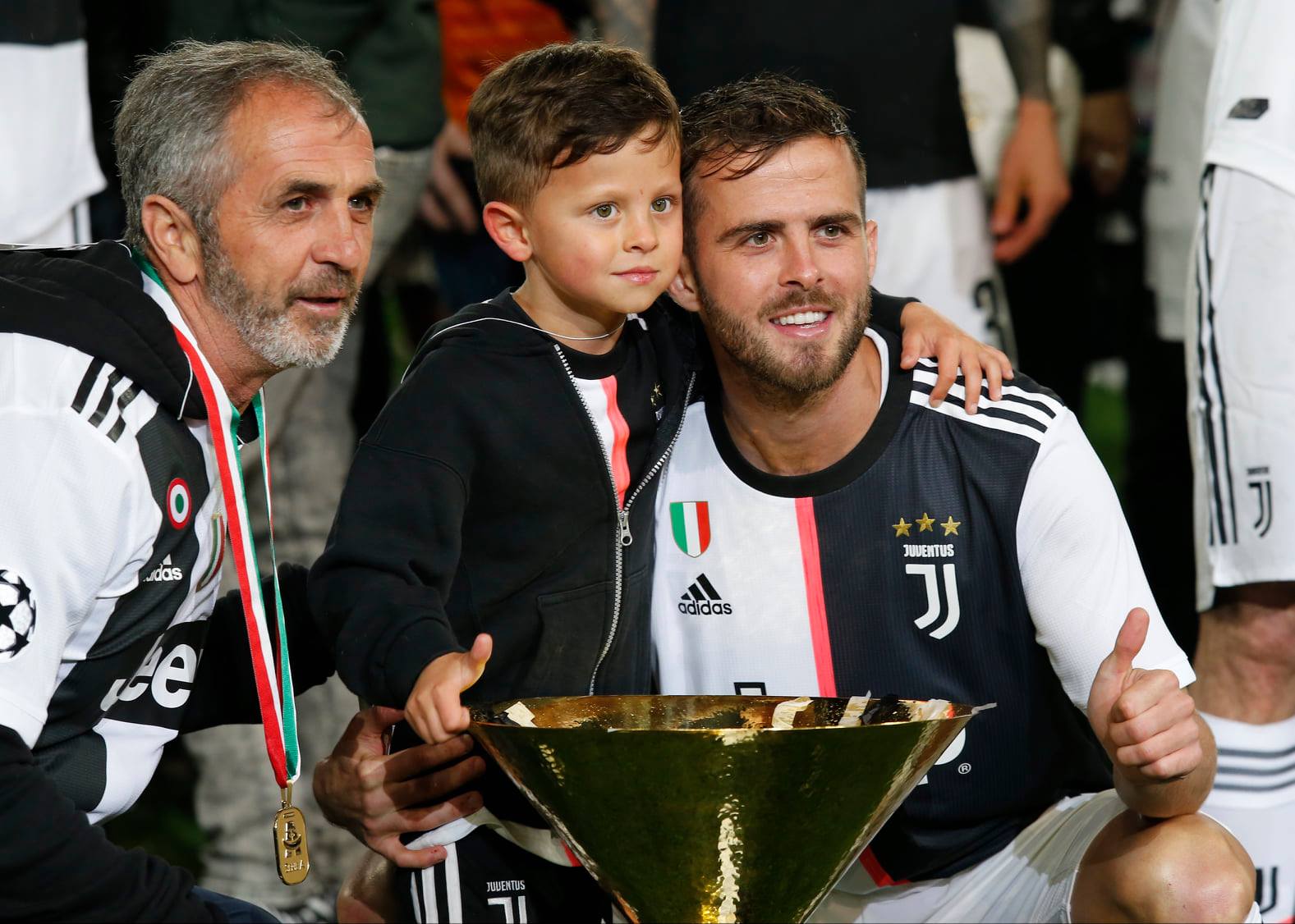 VIDEO Miralem Pjanic nói lời từ biệt Juventus hình ảnh
