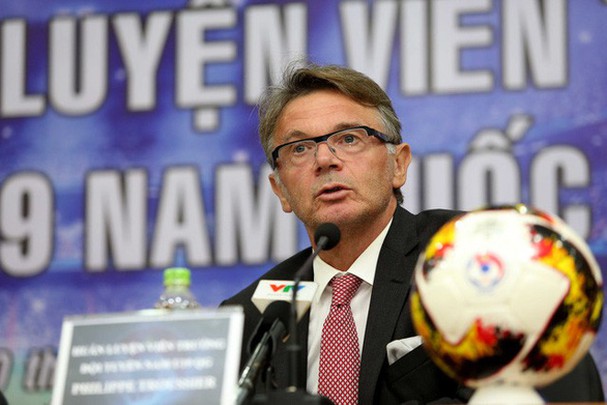 HLV Trousier Philippe Troussier HLV Trousier Philippe Troussier