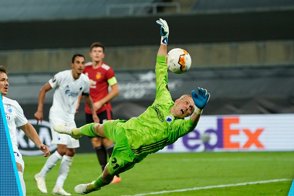 Karl-Johan Johnsson vs Man Utd Trận đấu tuyệt vời nhất hình ảnh